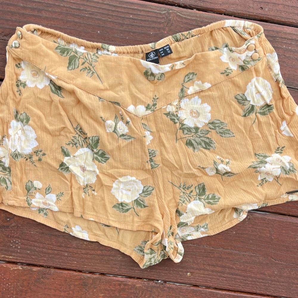 Volcom Mustard Floral lightweight Shorts